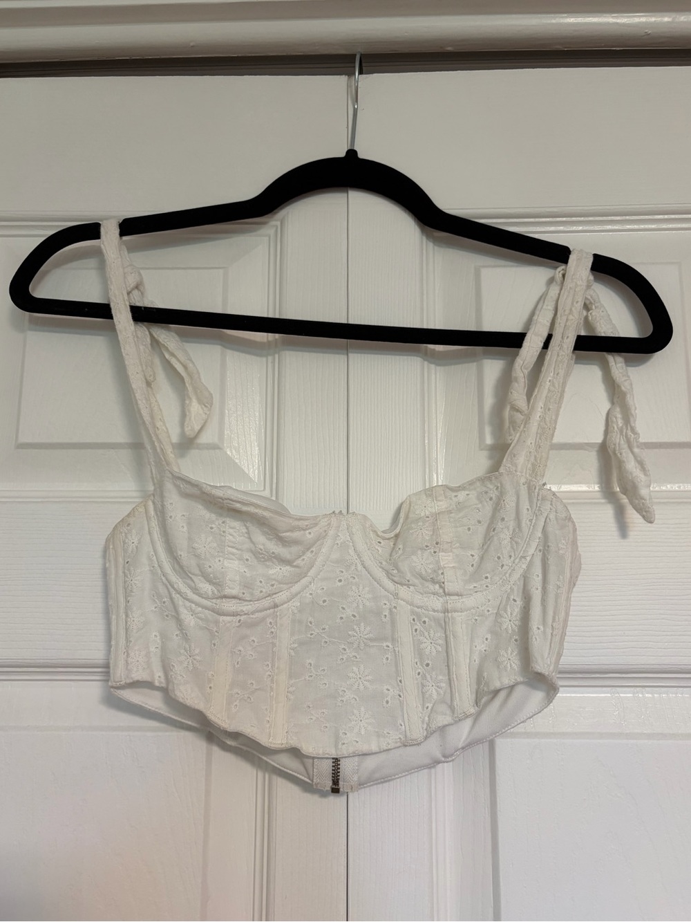 Tiger mist White Eyelet Tie-Strap Bustier Top